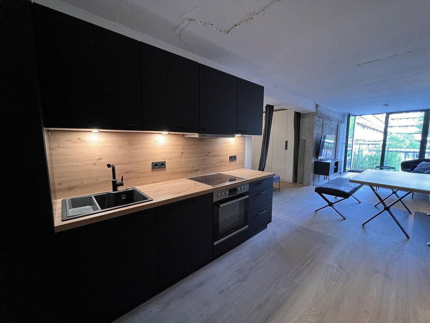 Pronájem bytu 1+1 57 m², Habichtstraße 37, Hamburg, Hamburg Pronájem bytu 1+1 57 m², Habichtstraße 37, Hamburg, Hamburg