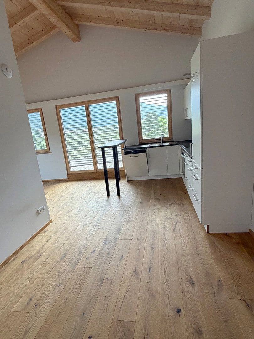 Pronájem bytu 3+1 82 m², Bahnhofstraße 12, Bramberg am Wildkogel, Salcbursko Pronájem bytu 3+1 82 m², Bahnhofstraße 12, Bramberg am Wildkogel, Salcbursko