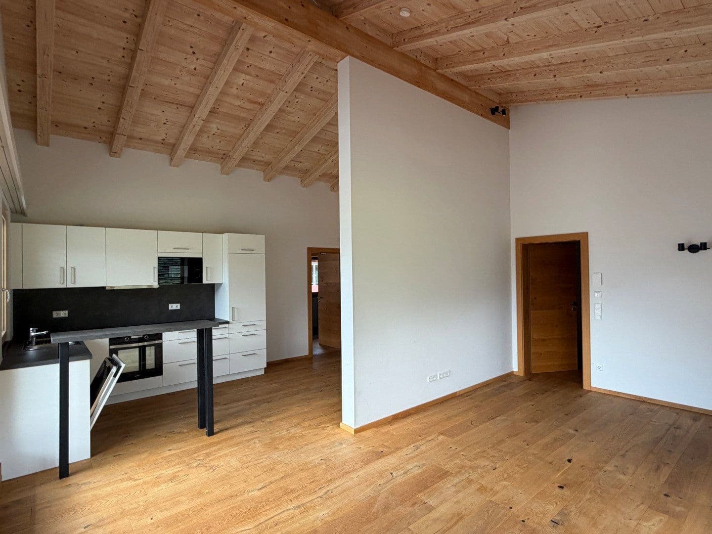 Pronájem bytu 3+1 82 m², Bahnhofstraße 12, Bramberg am Wildkogel, Salcbursko Pronájem bytu 3+1 82 m², Bahnhofstraße 12, Bramberg am Wildkogel, Salcbursko