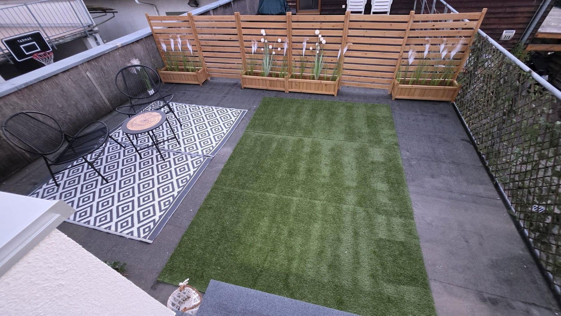 Prodej domu 107 m², pozemek 365 m², Sandhausen, Bádensko-Württembersko Prodej domu 107 m², pozemek 365 m², Sandhausen, Bádensko-Württembersko
