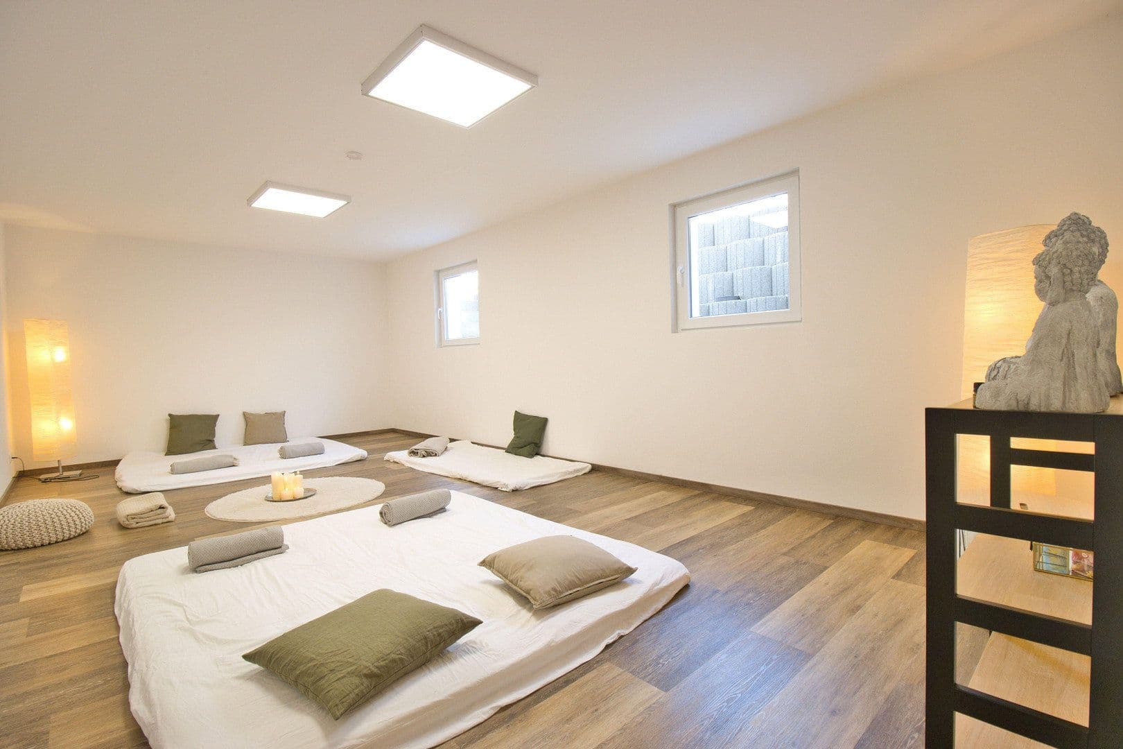 Prodej domu 440 m², pozemek 1.757 m², Neumarkt-Sankt Veit, Bavorsko Prodej domu 440 m², pozemek 1.757 m², Neumarkt-Sankt Veit, Bavorsko