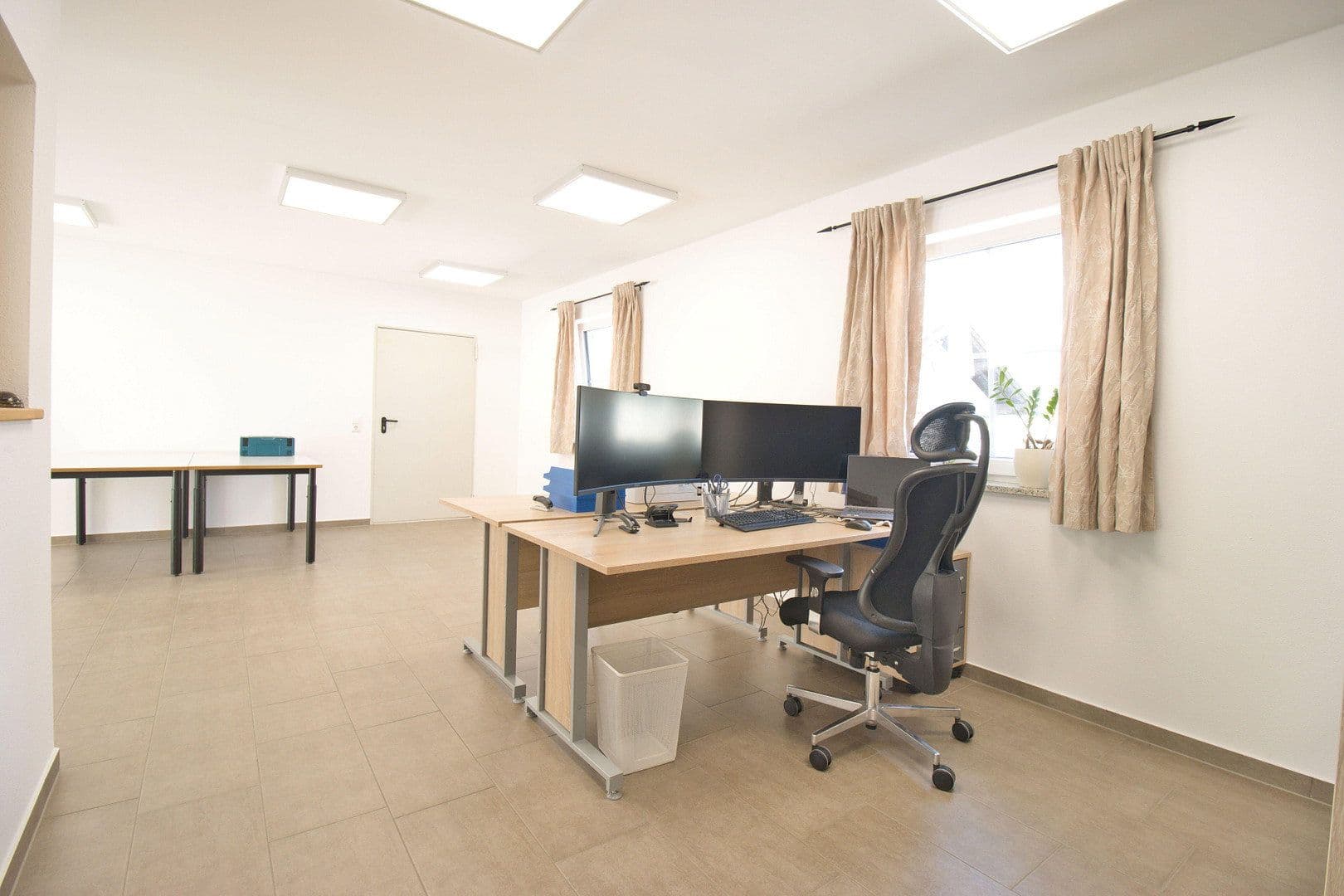 Prodej domu 440 m², pozemek 1.757 m², Neumarkt-Sankt Veit, Bavorsko Prodej domu 440 m², pozemek 1.757 m², Neumarkt-Sankt Veit, Bavorsko
