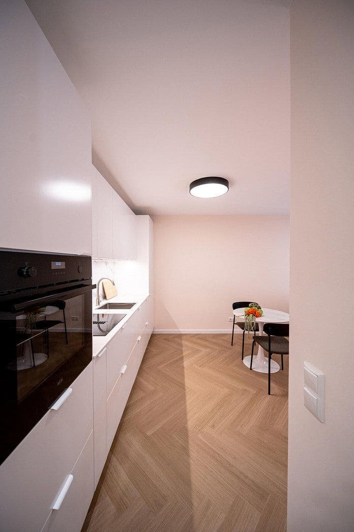 Pronájem bytu 2+1 50 m², Nerotal, Wiesbaden, Hessen Pronájem bytu 2+1 50 m², Nerotal, Wiesbaden, Hessen
