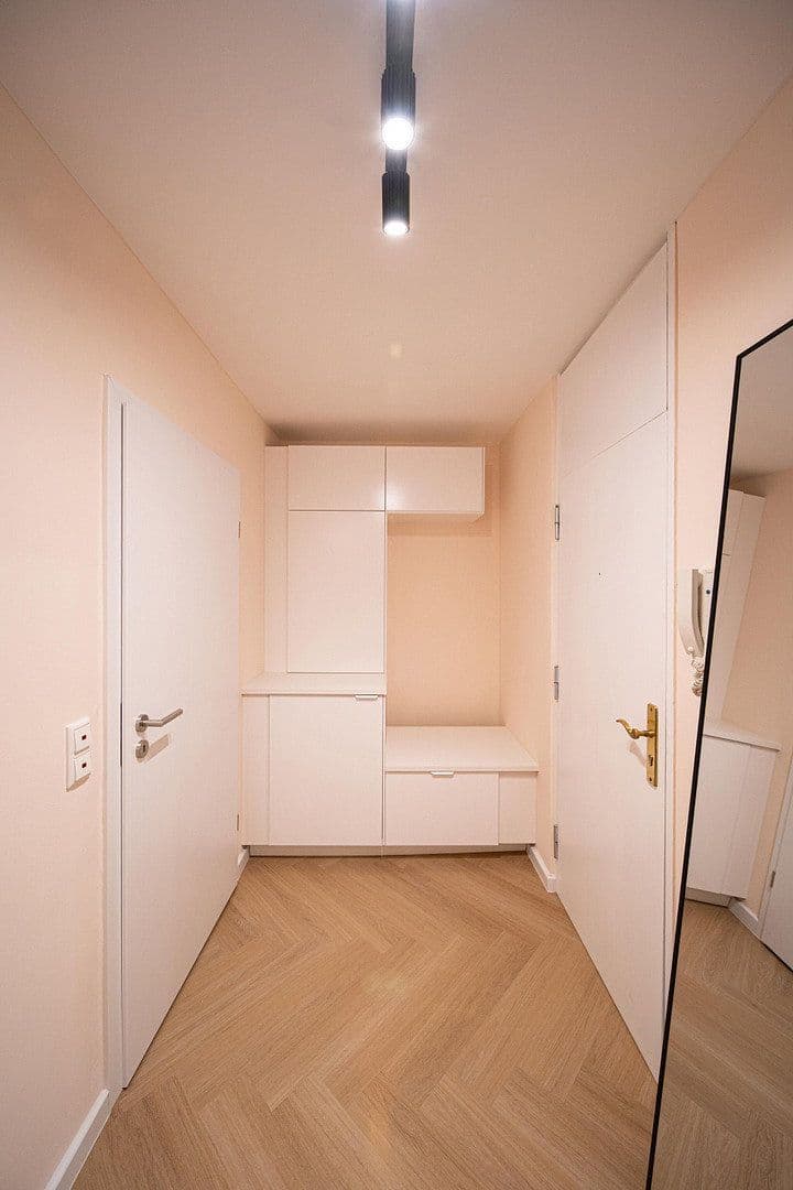 Pronájem bytu 2+1 50 m², Nerotal, Wiesbaden, Hessen Pronájem bytu 2+1 50 m², Nerotal, Wiesbaden, Hessen