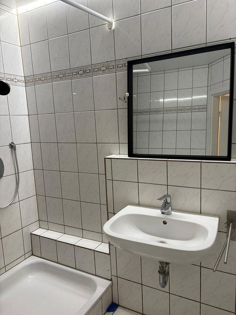 Pronájem bytu 1+1 38 m², Augrund 4, Sinsheim, Bádensko-Württembersko Pronájem bytu 1+1 38 m², Augrund 4, Sinsheim, Bádensko-Württembersko