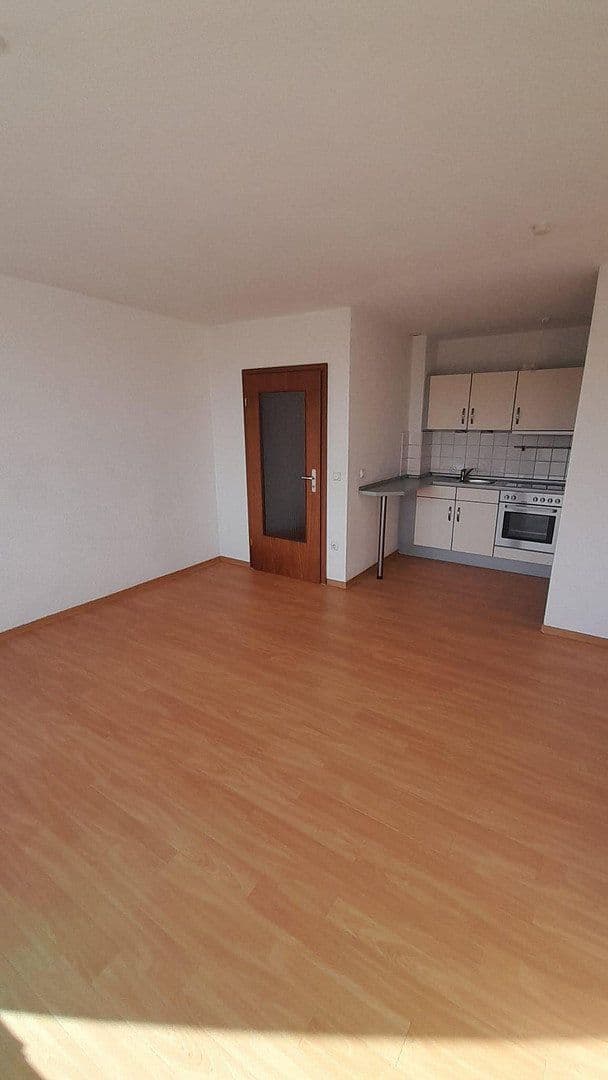 Pronájem bytu 2+1 42 m², Bahnhofstraße 18, Rosengarten, Dolní Sasko Pronájem bytu 2+1 42 m², Bahnhofstraße 18, Rosengarten, Dolní Sasko