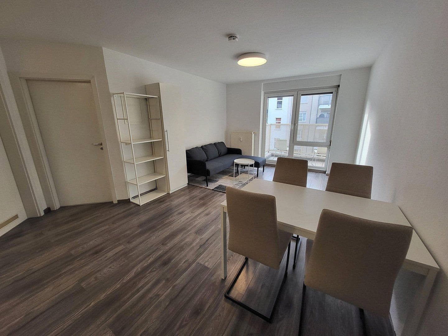 Pronájem bytu 2+1 42 m², Berliner Straße 16, Leipzig, Sasko Pronájem bytu 2+1 42 m², Berliner Straße 16, Leipzig, Sasko