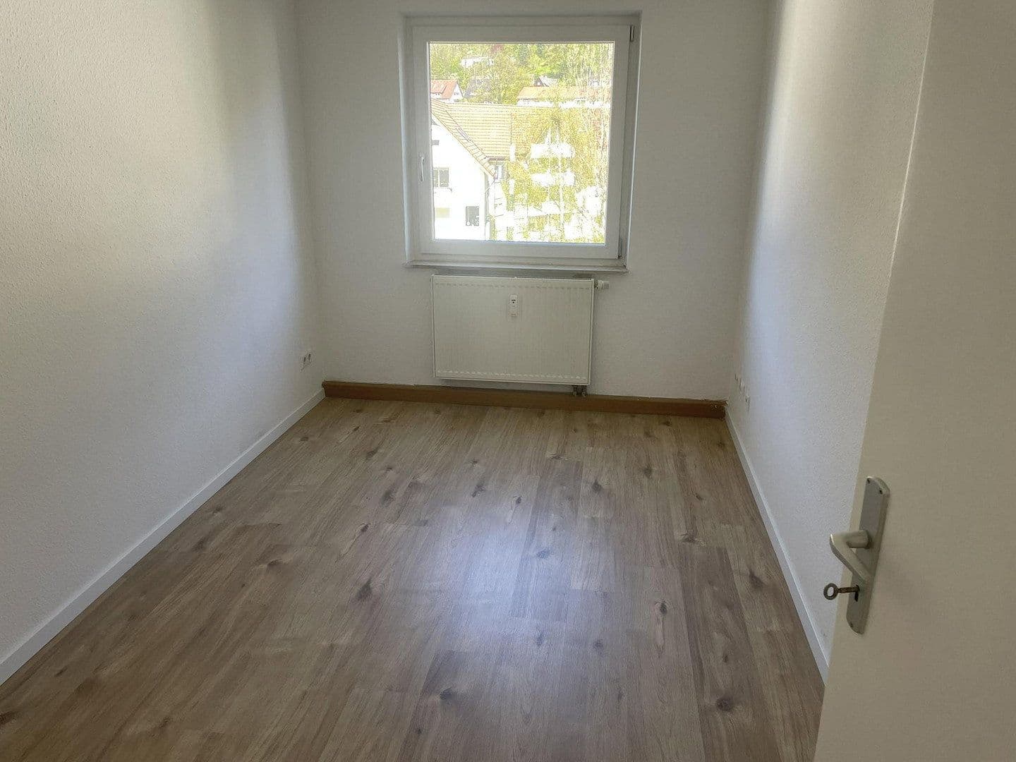 Pronájem bytu 4+1 74 m², Rochus-Merz-Str. 1, Schramberg, Bádensko-Württembersko Pronájem bytu 4+1 74 m², Rochus-Merz-Str. 1, Schramberg, Bádensko-Württembersko