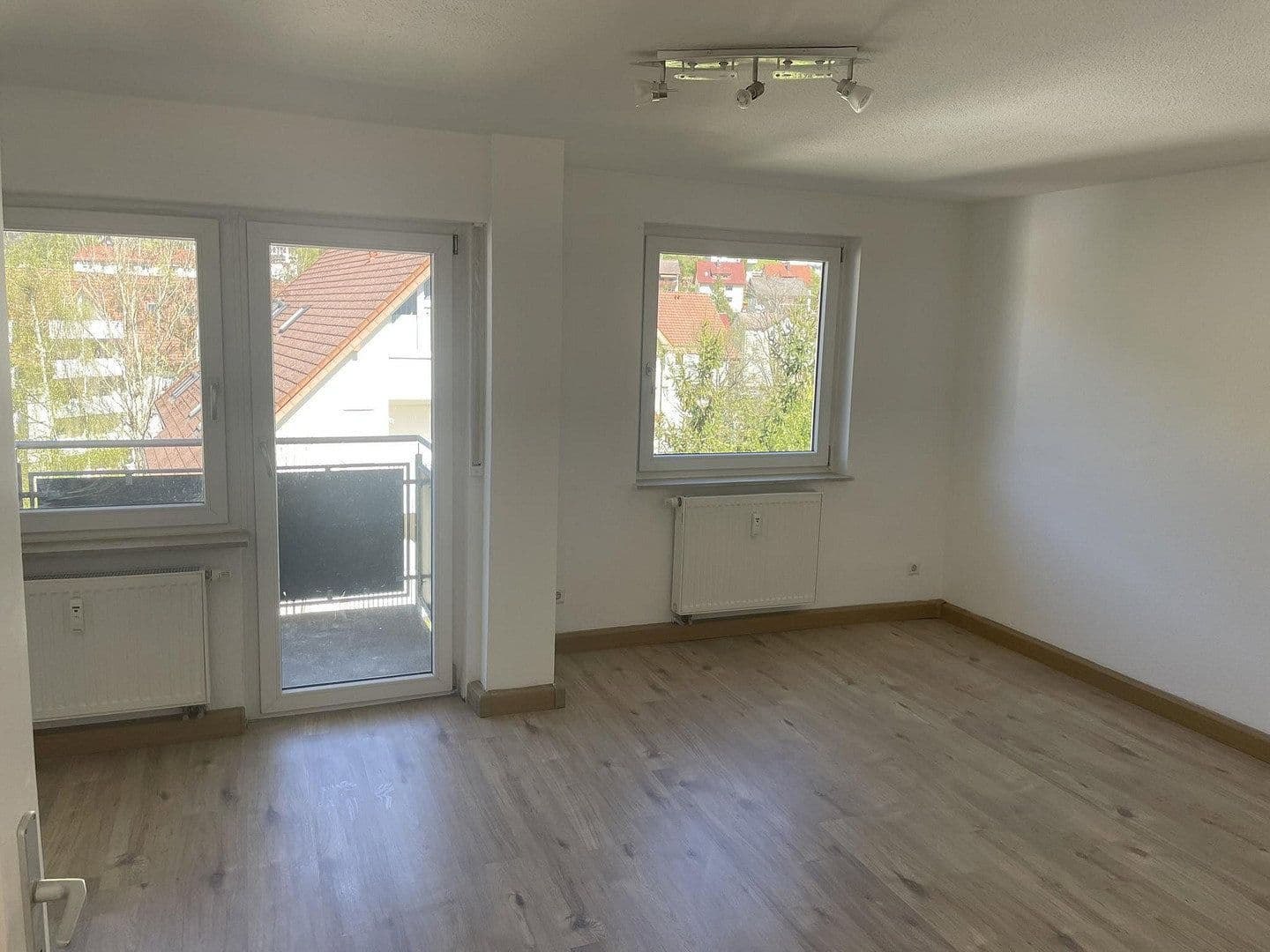 Pronájem bytu 4+1 74 m², Rochus-Merz-Str. 1, Schramberg, Bádensko-Württembersko Pronájem bytu 4+1 74 m², Rochus-Merz-Str. 1, Schramberg, Bádensko-Württembersko
