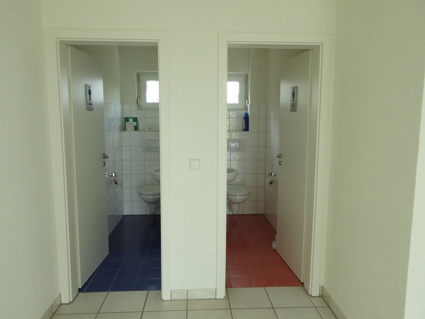 Pronájem kanceláře 215 m², Staufen im Breisgau, Bádensko-Württembersko Pronájem kanceláře 215 m², Staufen im Breisgau, Bádensko-Württembersko