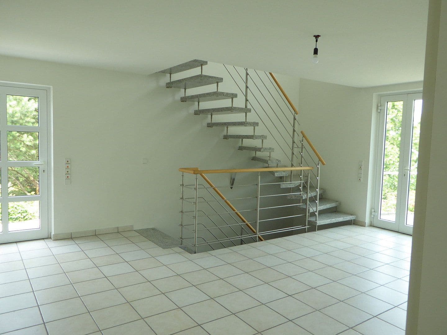 Pronájem kanceláře 215 m², Staufen im Breisgau, Bádensko-Württembersko Pronájem kanceláře 215 m², Staufen im Breisgau, Bádensko-Württembersko