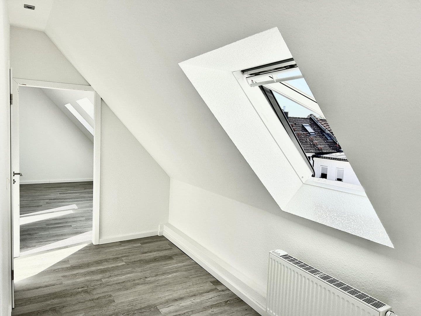 Prodej bytu 4+1 80 m², Hattersheim am Main, Hessen Prodej bytu 4+1 80 m², Hattersheim am Main, Hessen
