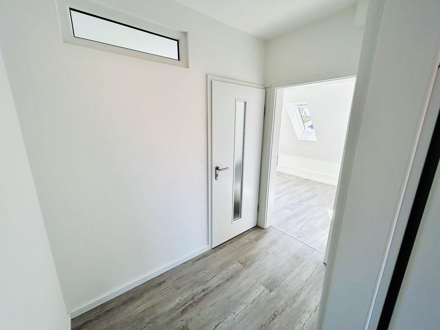Prodej bytu 4+1 80 m², Hattersheim am Main, Hessen Prodej bytu 4+1 80 m², Hattersheim am Main, Hessen