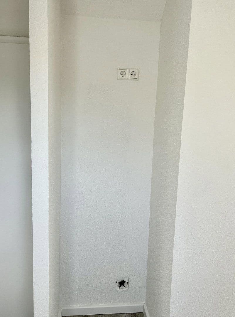 Prodej bytu 4+1 80 m², Hattersheim am Main, Hessen Prodej bytu 4+1 80 m², Hattersheim am Main, Hessen
