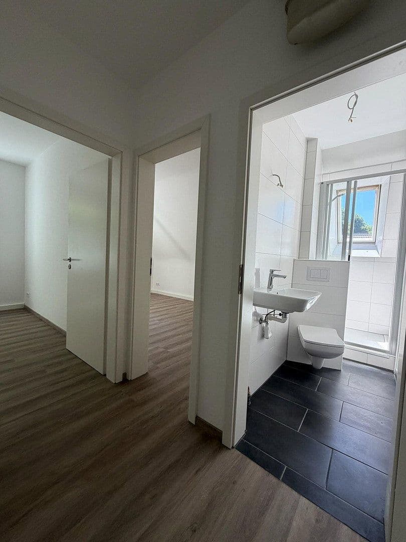 Pronájem bytu 2+1 36 m², Böblingerstr. 409, Stuttgart, Bádensko-Württembersko Pronájem bytu 2+1 36 m², Böblingerstr. 409, Stuttgart, Bádensko-Württembersko
