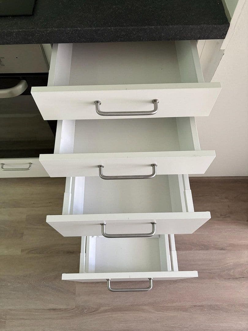 Pronájem bytu 2+1 36 m², Böblingerstr. 409, Stuttgart, Bádensko-Württembersko Pronájem bytu 2+1 36 m², Böblingerstr. 409, Stuttgart, Bádensko-Württembersko