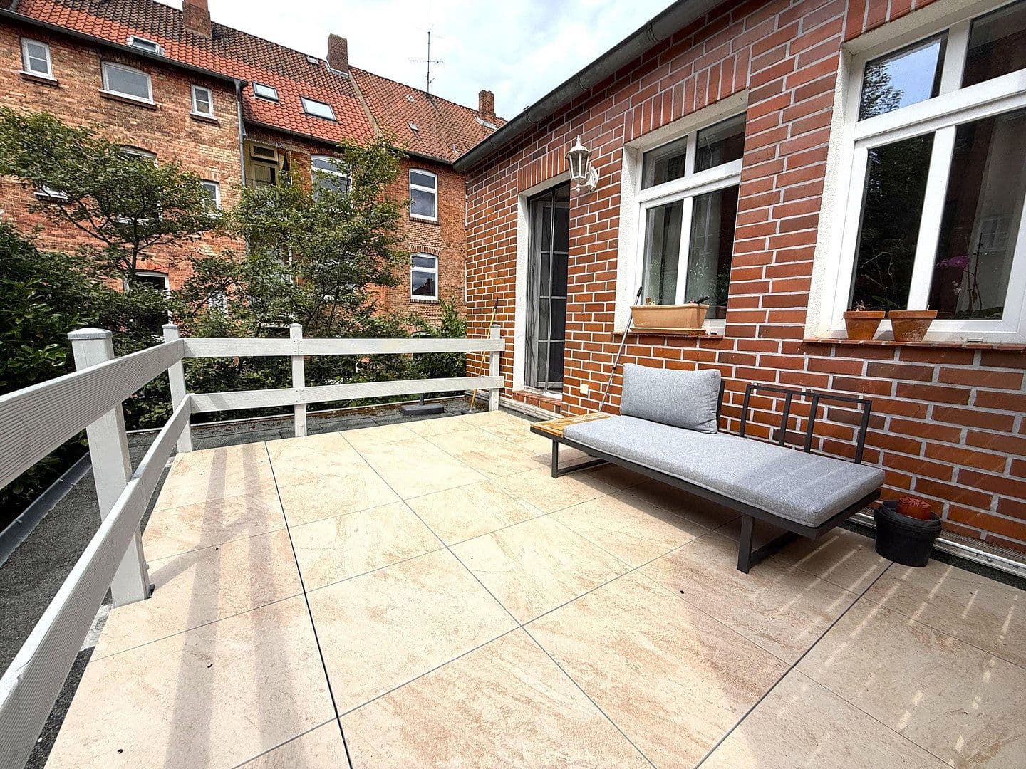 Pronájem bytu 2+1 74 m², Dammstr. 9, Lüneburg, Dolní Sasko Pronájem bytu 2+1 74 m², Dammstr. 9, Lüneburg, Dolní Sasko