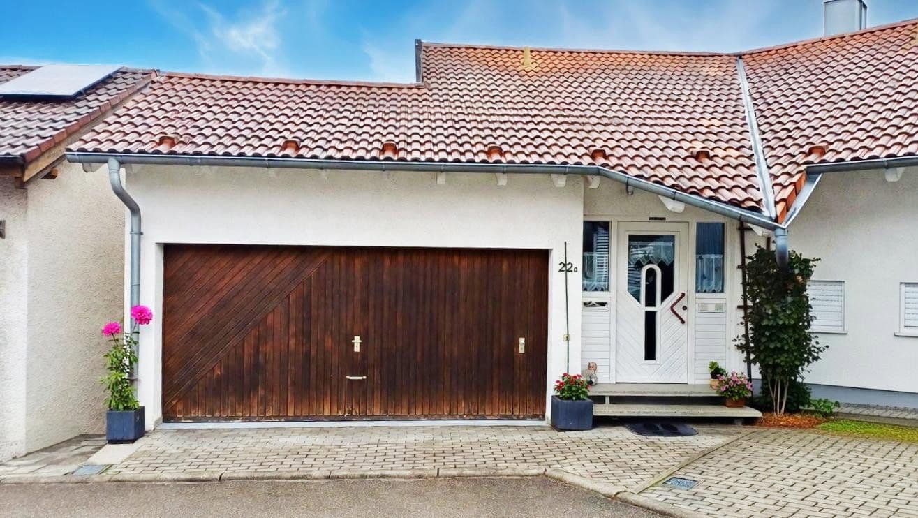 Prodej domu 170 m², pozemek 270 m², Zollernstr. 22/1, Kohlberg, Bádensko-Württembersko Prodej domu 170 m², pozemek 270 m², Zollernstr. 22/1, Kohlberg, Bádensko-Württembersko