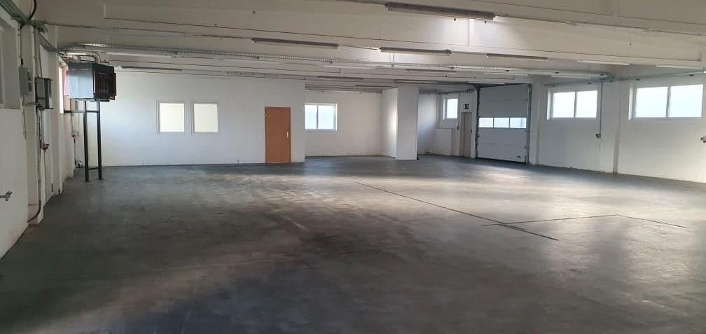 Prodej nebytového prostoru 7.210 m², Arnsberg, Severní Porýní-Vestfálsko Prodej nebytového prostoru 7.210 m², Arnsberg, Severní Porýní-Vestfálsko