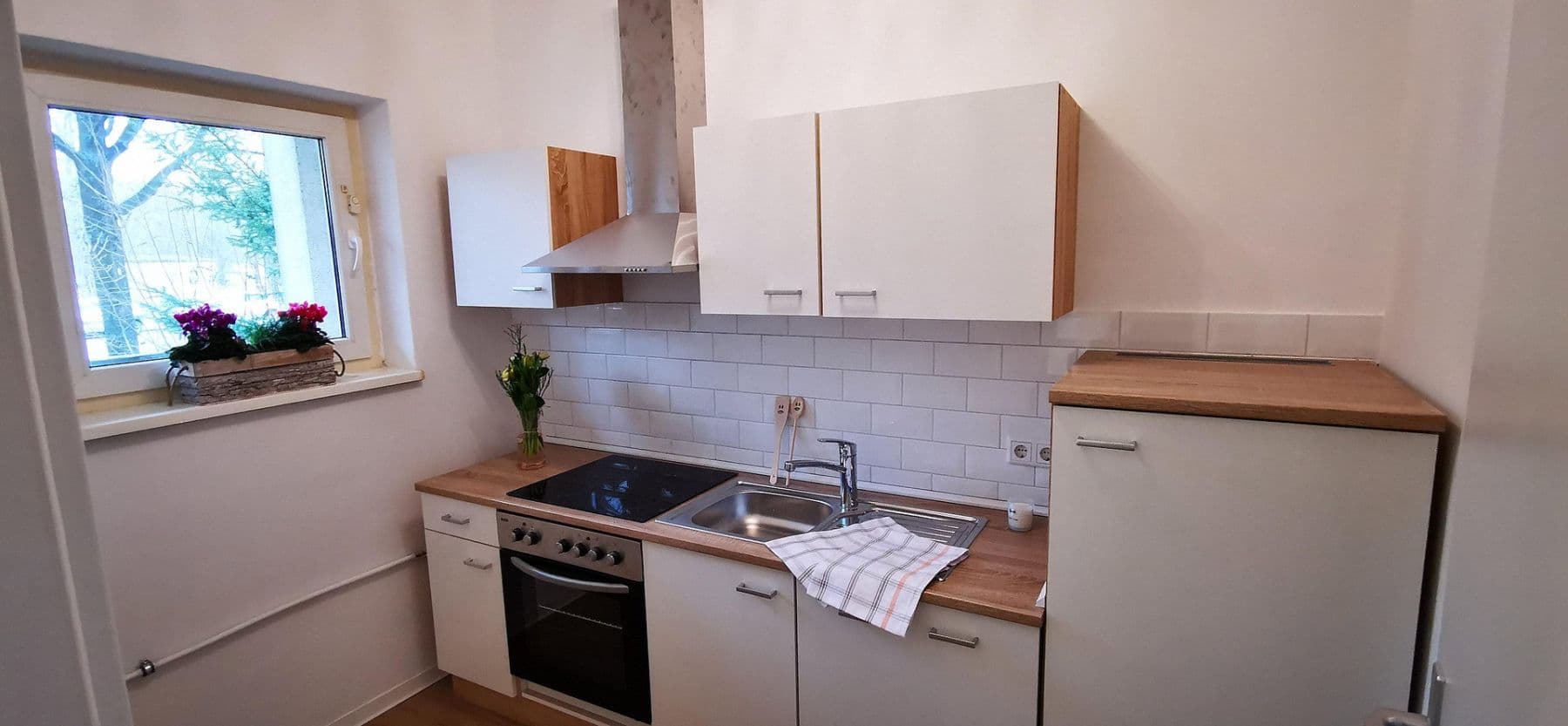 Pronájem bytu 1+1 38 m², Berlin, Berlín Pronájem bytu 1+1 38 m², Berlin, Berlín