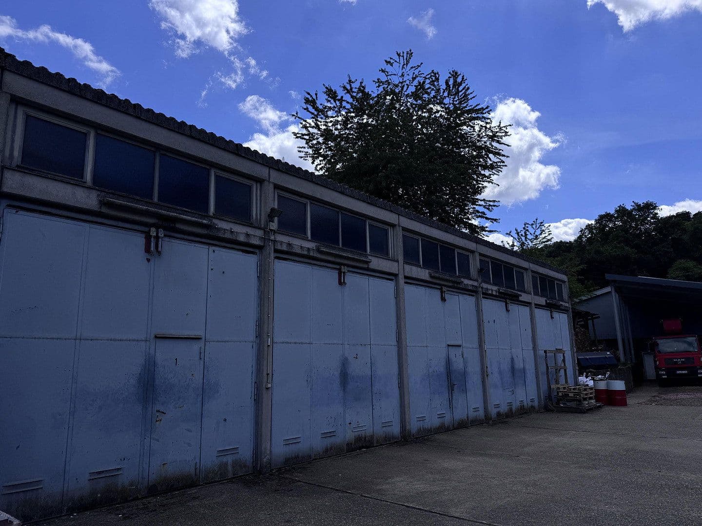 Prodej domu 300 m², pozemek 3.000 m², Zweibrücken, Porýní-Falc Prodej domu 300 m², pozemek 3.000 m², Zweibrücken, Porýní-Falc