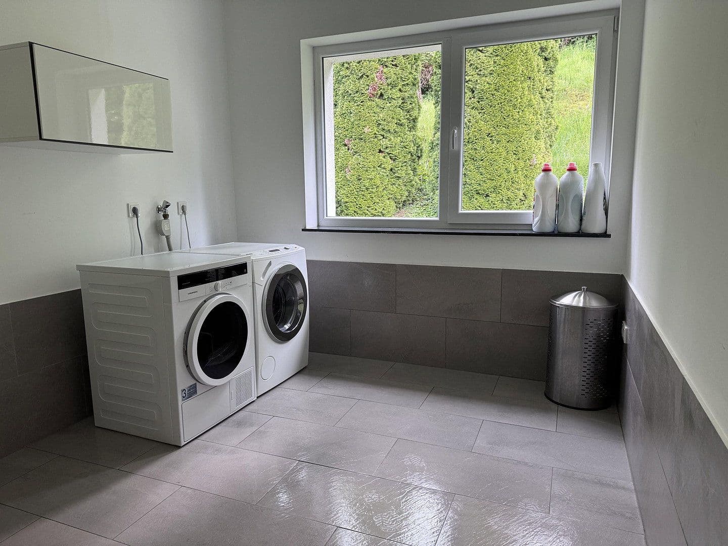 Prodej domu 300 m², pozemek 3.000 m², Zweibrücken, Porýní-Falc Prodej domu 300 m², pozemek 3.000 m², Zweibrücken, Porýní-Falc
