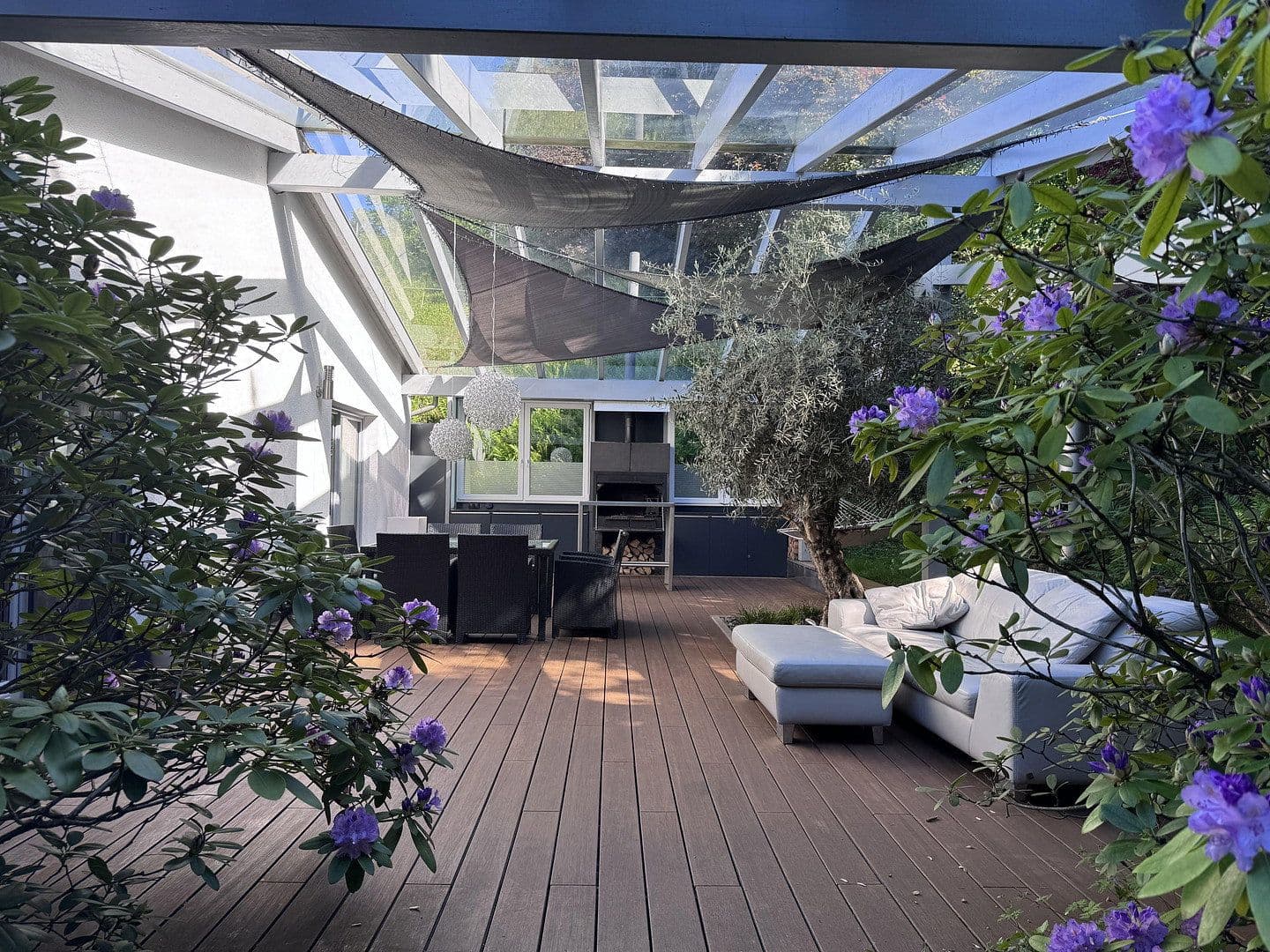 Prodej domu 300 m², pozemek 3.000 m², Zweibrücken, Porýní-Falc Prodej domu 300 m², pozemek 3.000 m², Zweibrücken, Porýní-Falc