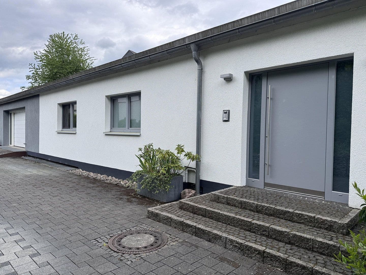 Prodej domu 300 m², pozemek 3.000 m², Zweibrücken, Porýní-Falc Prodej domu 300 m², pozemek 3.000 m², Zweibrücken, Porýní-Falc