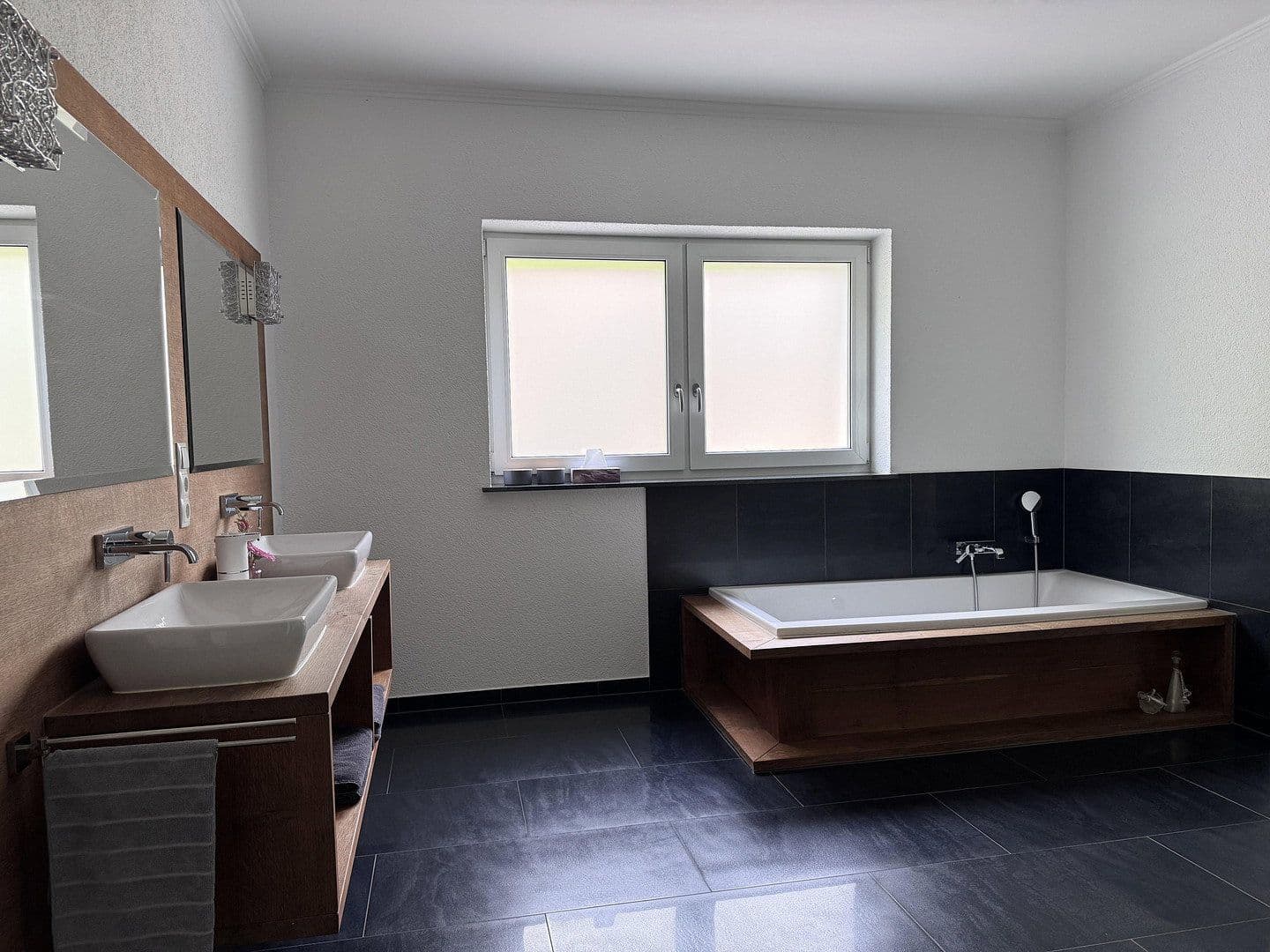 Prodej domu 300 m², pozemek 3.000 m², Zweibrücken, Porýní-Falc Prodej domu 300 m², pozemek 3.000 m², Zweibrücken, Porýní-Falc
