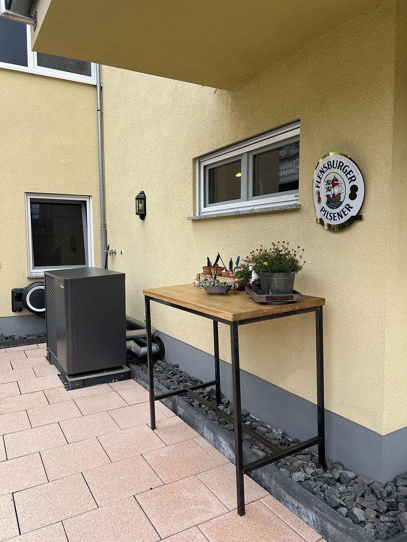 Prodej domu 143 m², pozemek 331 m², Obernhof, Porýní-Falc Prodej domu 143 m², pozemek 331 m², Obernhof, Porýní-Falc