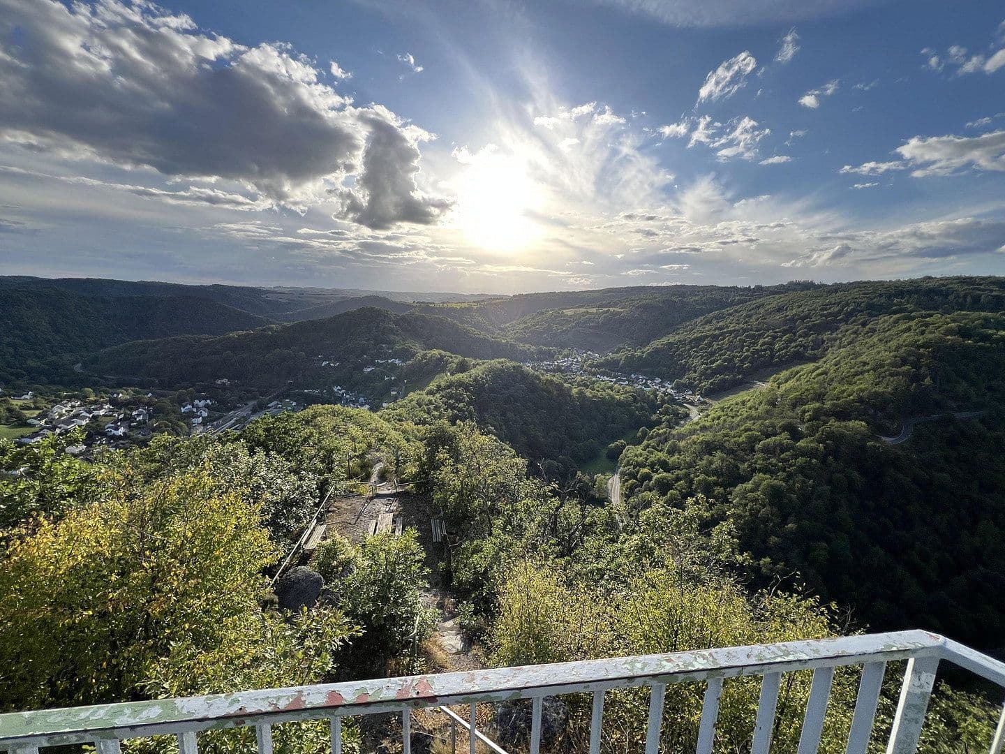 Prodej domu 143 m², pozemek 331 m², Obernhof, Porýní-Falc Prodej domu 143 m², pozemek 331 m², Obernhof, Porýní-Falc