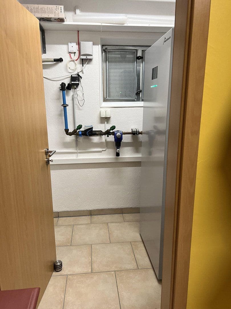 Prodej domu 143 m², pozemek 331 m², Obernhof, Porýní-Falc Prodej domu 143 m², pozemek 331 m², Obernhof, Porýní-Falc