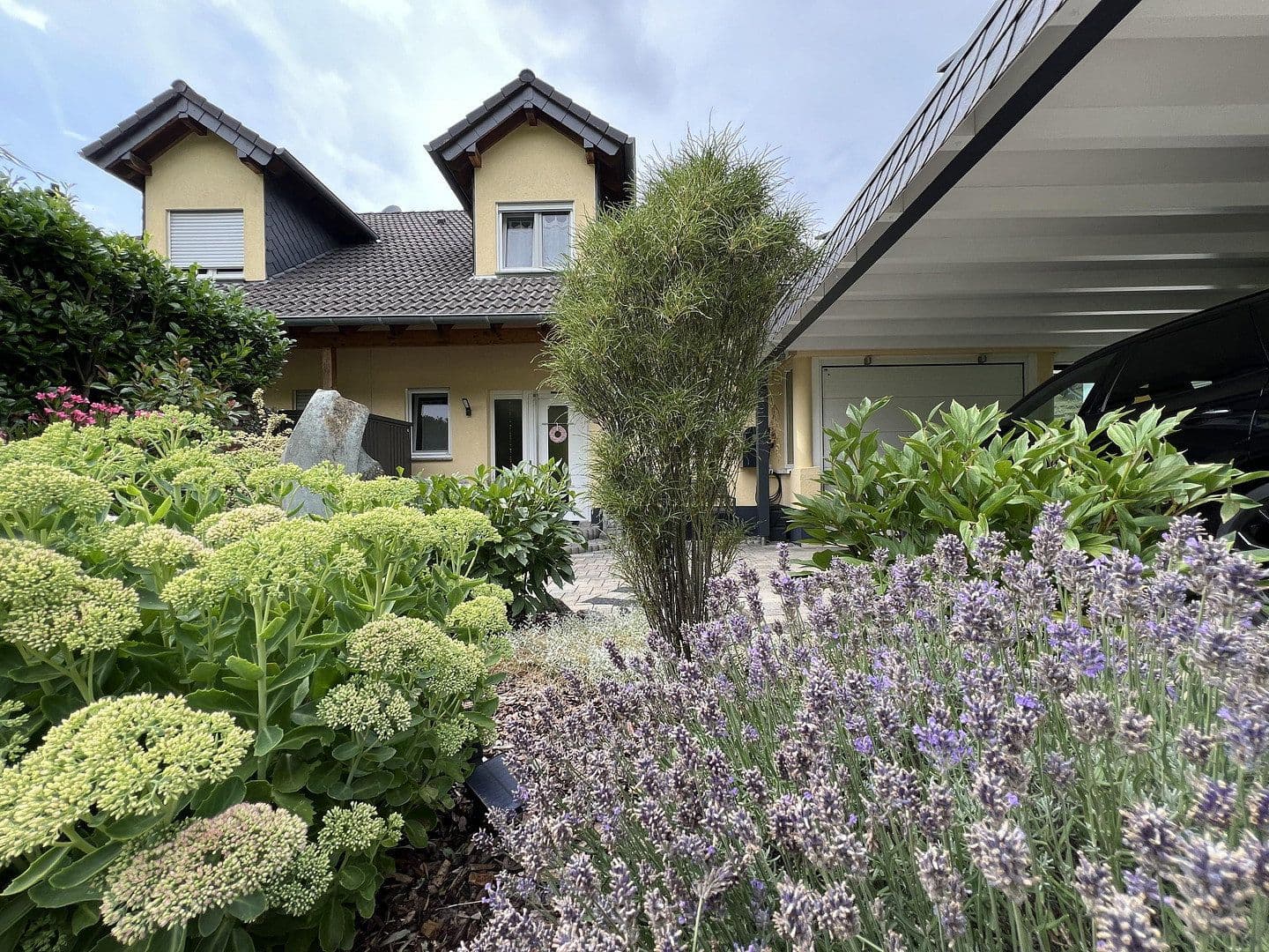 Prodej domu 143 m², pozemek 331 m², Obernhof, Porýní-Falc Prodej domu 143 m², pozemek 331 m², Obernhof, Porýní-Falc