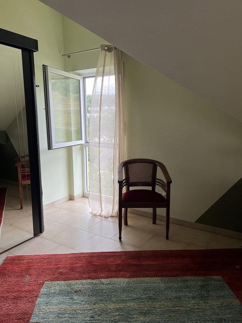 Prodej domu 143 m², pozemek 331 m², Obernhof, Porýní-Falc Prodej domu 143 m², pozemek 331 m², Obernhof, Porýní-Falc