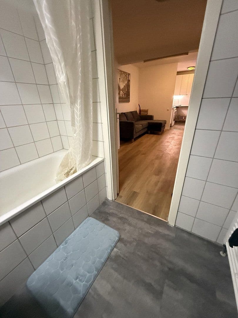 Pronájem bytu 60 m², Luxemburger Str. 124, Köln, Severní Porýní-Vestfálsko Pronájem bytu 60 m², Luxemburger Str. 124, Köln, Severní Porýní-Vestfálsko