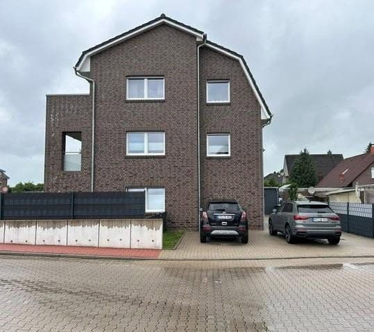 Pronájem bytu 3+1 107 m², An der alten Bundesstraße 8, Schortens, Dolní Sasko Pronájem bytu 3+1 107 m², An der alten Bundesstraße 8, Schortens, Dolní Sasko