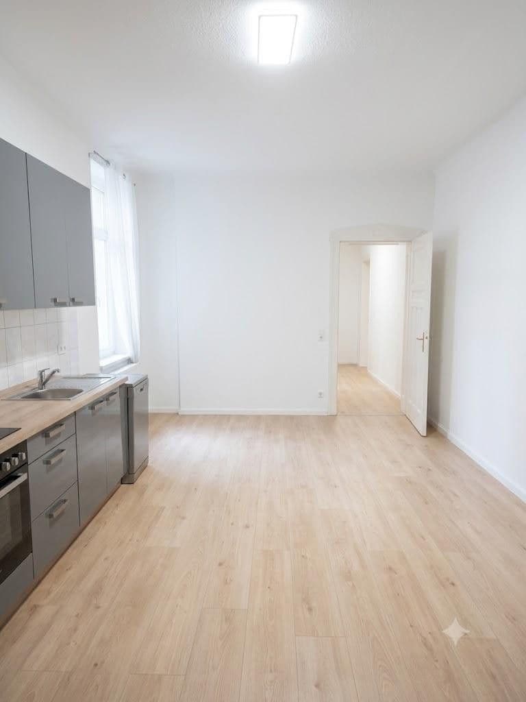 Pronájem bytu 4+1 110 m², Brandenburg an der Havel, Braniborsko Pronájem bytu 4+1 110 m², Brandenburg an der Havel, Braniborsko