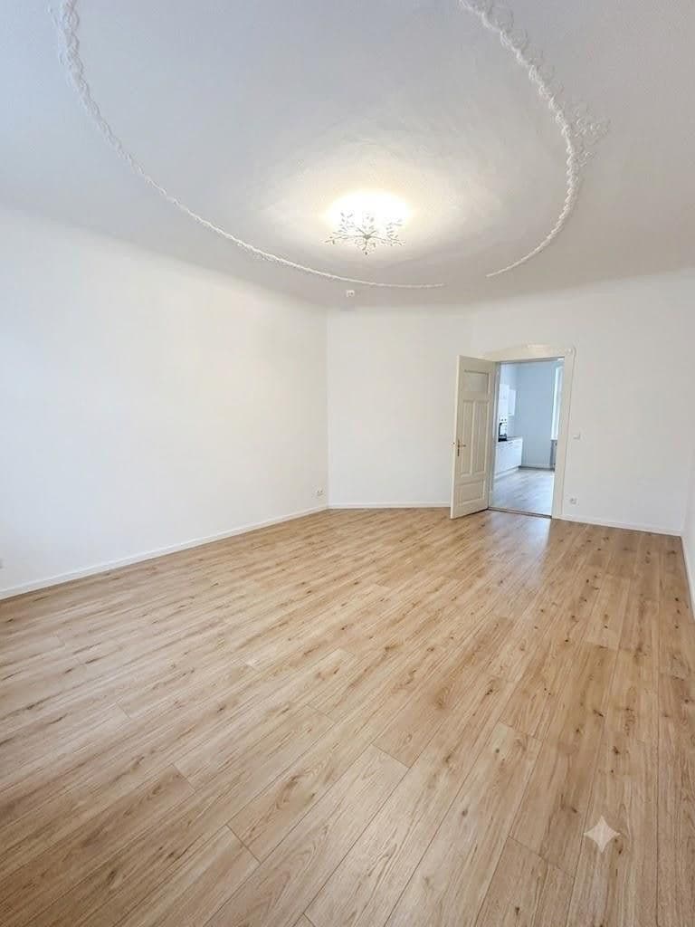 Pronájem bytu 4+1 110 m², Brandenburg an der Havel, Braniborsko Pronájem bytu 4+1 110 m², Brandenburg an der Havel, Braniborsko