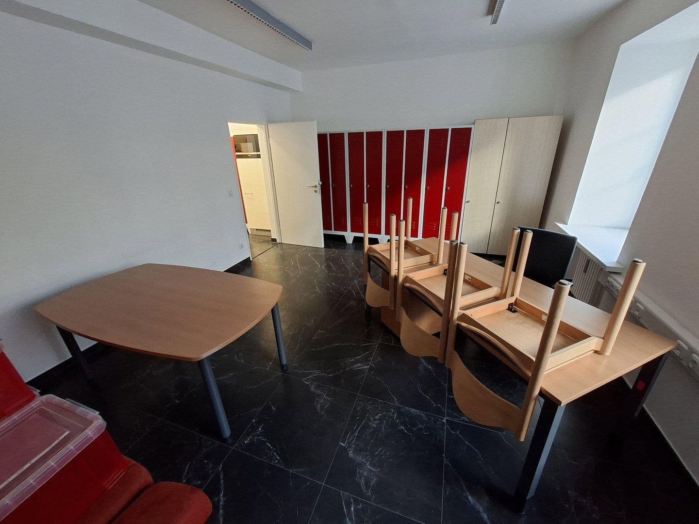 Pronájem kanceláře 271 m², Luisenstr. 1, München, Bavorsko Pronájem kanceláře 271 m², Luisenstr. 1, München, Bavorsko