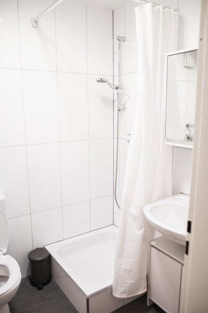 Pronájem bytu 1+1 35 m², Goethestraße 6, Heidelberg, Bádensko-Württembersko Pronájem bytu 1+1 35 m², Goethestraße 6, Heidelberg, Bádensko-Württembersko