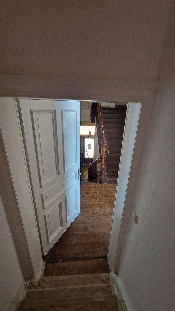 Pronájem bytu 1+1 30 m², Trier, Porýní-Falc Pronájem bytu 1+1 30 m², Trier, Porýní-Falc
