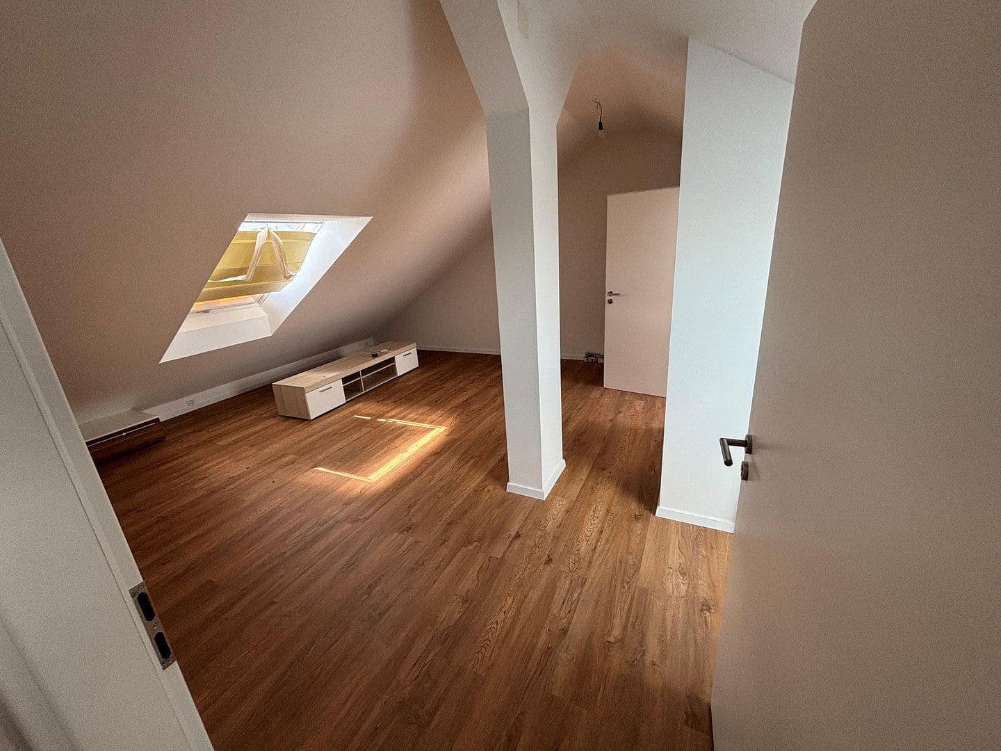 Prodej domu 146 m², pozemek 369 m², Danziger Straße 24, Heilbronn, Bádensko-Württembersko Prodej domu 146 m², pozemek 369 m², Danziger Straße 24, Heilbronn, Bádensko-Württembersko