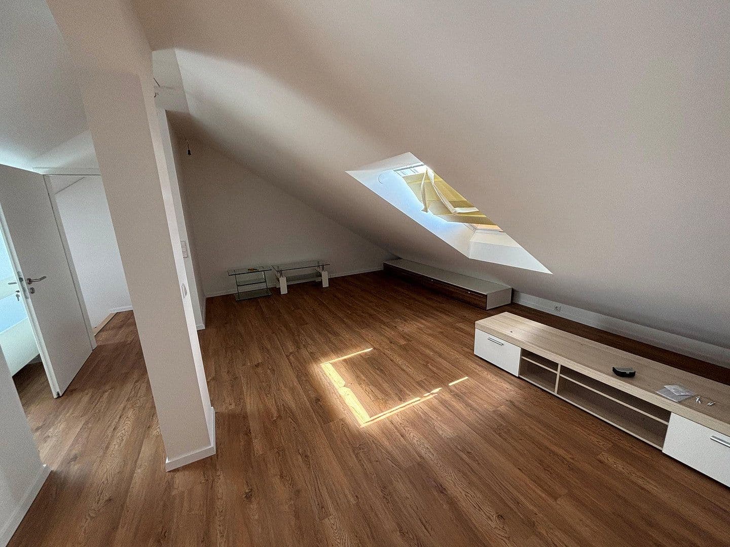 Prodej domu 146 m², pozemek 369 m², Danziger Straße 24, Heilbronn, Bádensko-Württembersko Prodej domu 146 m², pozemek 369 m², Danziger Straße 24, Heilbronn, Bádensko-Württembersko