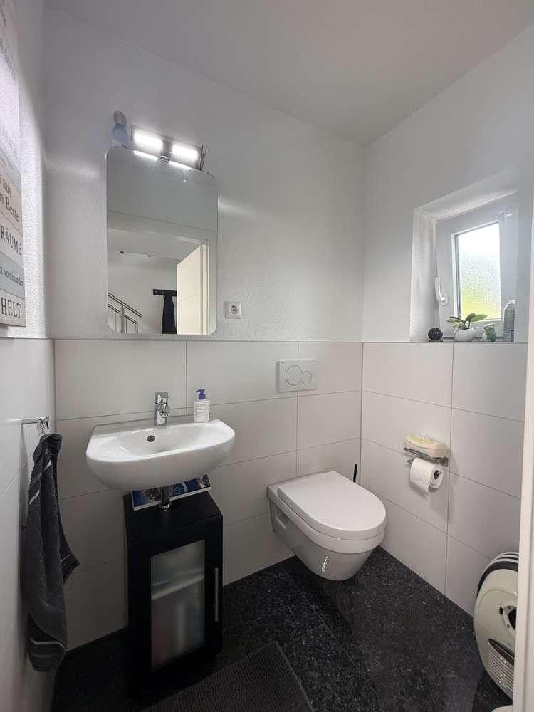 Prodej domu 146 m², pozemek 369 m², Danziger Straße 24, Heilbronn, Bádensko-Württembersko Prodej domu 146 m², pozemek 369 m², Danziger Straße 24, Heilbronn, Bádensko-Württembersko