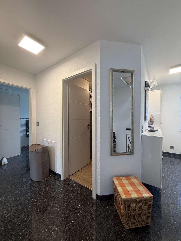 Prodej domu 146 m², pozemek 369 m², Danziger Straße 24, Heilbronn, Bádensko-Württembersko Prodej domu 146 m², pozemek 369 m², Danziger Straße 24, Heilbronn, Bádensko-Württembersko