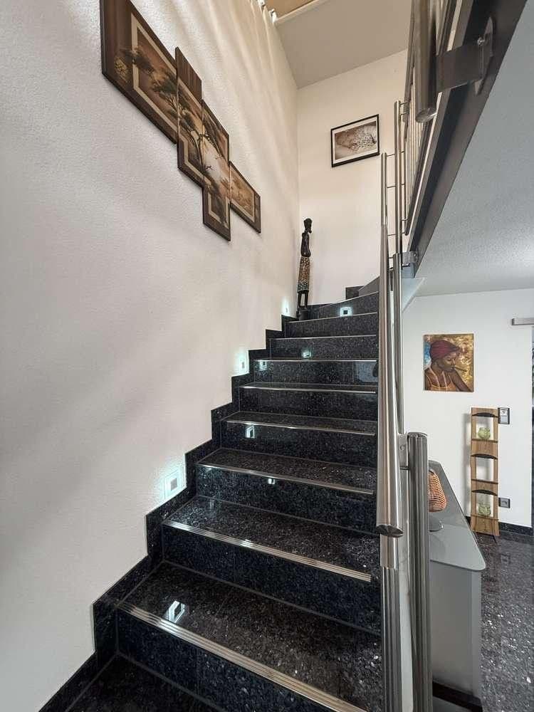Prodej domu 146 m², pozemek 369 m², Danziger Straße 24, Heilbronn, Bádensko-Württembersko Prodej domu 146 m², pozemek 369 m², Danziger Straße 24, Heilbronn, Bádensko-Württembersko
