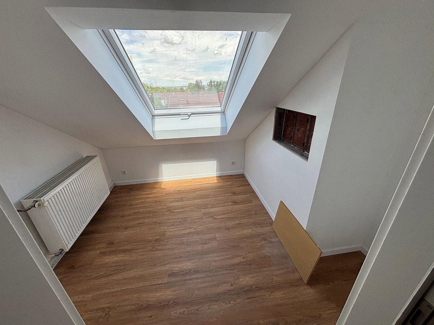 Prodej domu 146 m², pozemek 369 m², Danziger Straße 24, Heilbronn, Bádensko-Württembersko Prodej domu 146 m², pozemek 369 m², Danziger Straße 24, Heilbronn, Bádensko-Württembersko