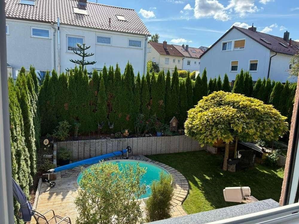 Prodej domu 146 m², pozemek 369 m², Danziger Straße 24, Heilbronn, Bádensko-Württembersko Prodej domu 146 m², pozemek 369 m², Danziger Straße 24, Heilbronn, Bádensko-Württembersko