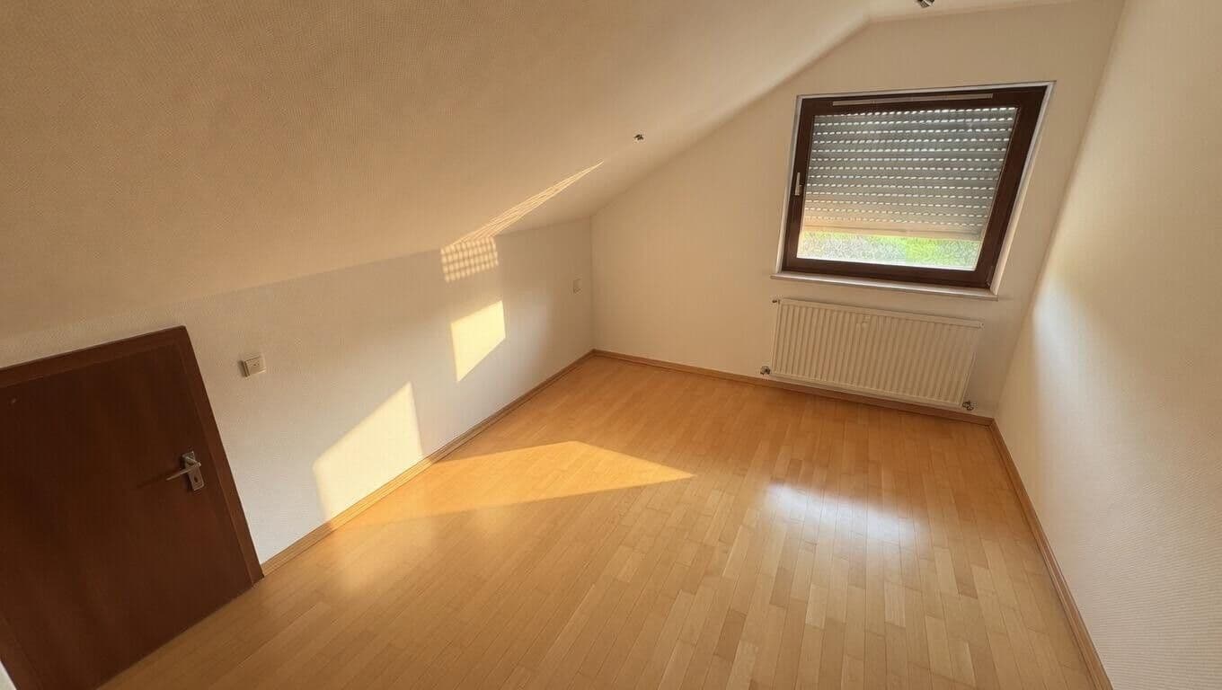 Prodej bytu 2+1 62 m², Rilkestraße 37, Reutlingen, Bádensko-Württembersko Prodej bytu 2+1 62 m², Rilkestraße 37, Reutlingen, Bádensko-Württembersko