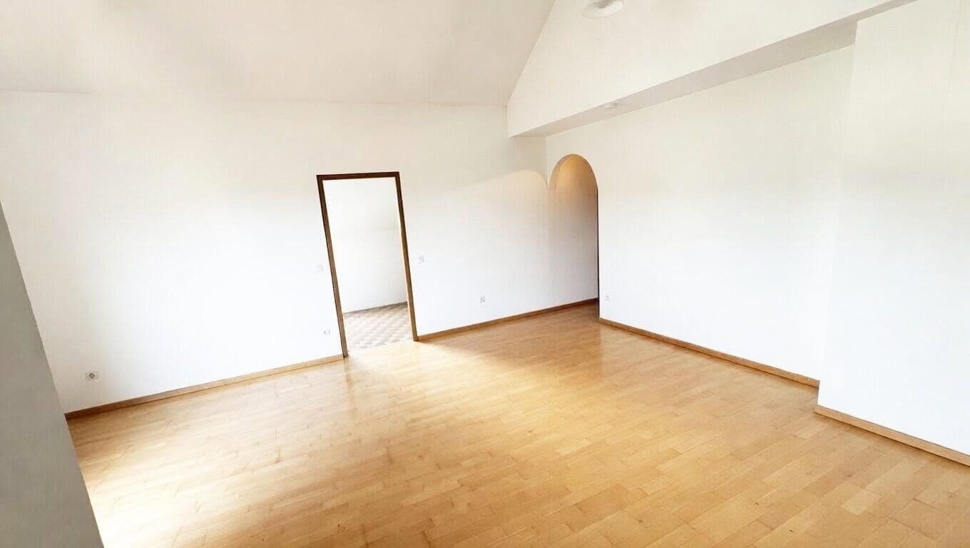 Prodej bytu 2+1 62 m², Rilkestraße 37, Reutlingen, Bádensko-Württembersko Prodej bytu 2+1 62 m², Rilkestraße 37, Reutlingen, Bádensko-Württembersko